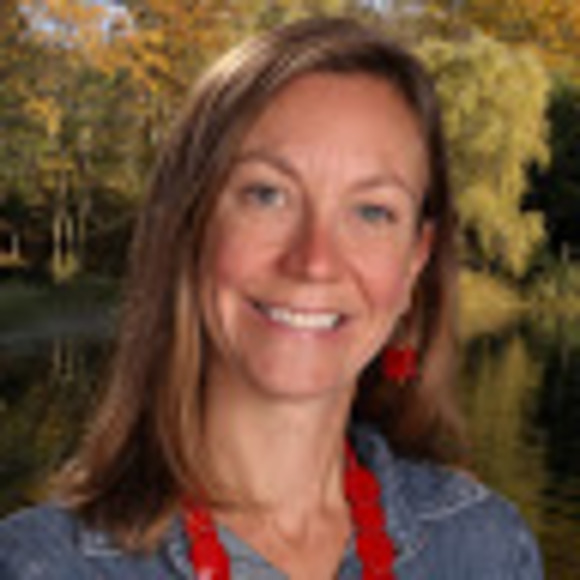 Profile Picture of Christa Lakey (@christalakey) on Poshmark