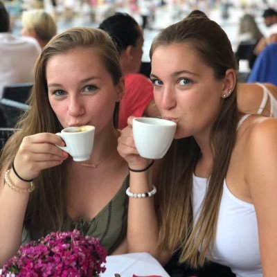 Profile Picture of Julia Van Ness (@julia_van_ness) on Twitter