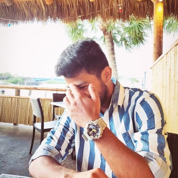 Profile Picture of Zoheb Rahman (@zohebr1) on Poshmark