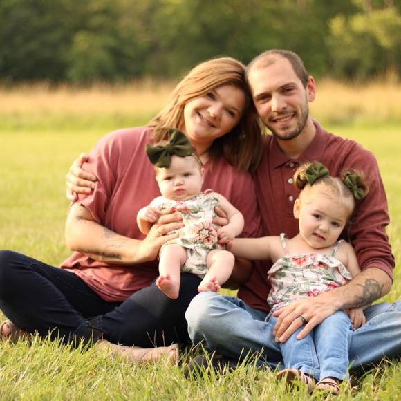 Profile Picture of Tiffany Erminio (@tiffanyerminio) on Poshmark