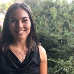 Profile Picture of Steph Larsen (@stephlarsen16) on Tiktok