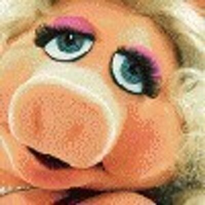 Profile Picture of Cynthia Combs (@iloveMissPiggy) on Twitter