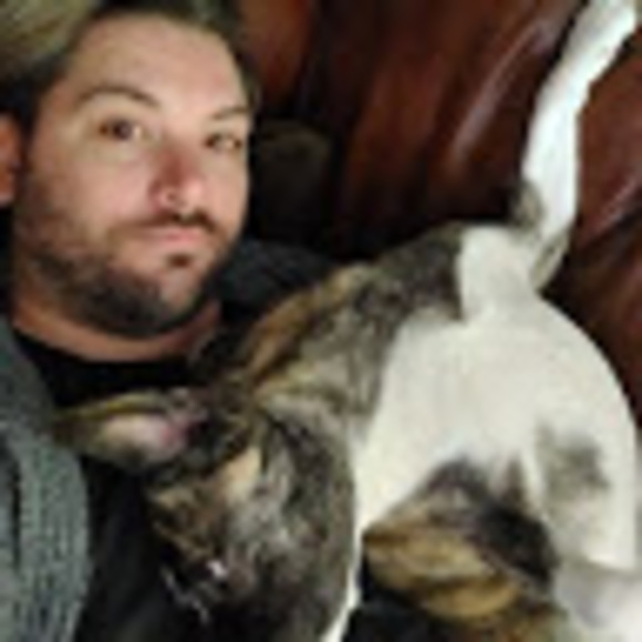 Profile Picture of Shane Reid (@reidshane86) on Poshmark