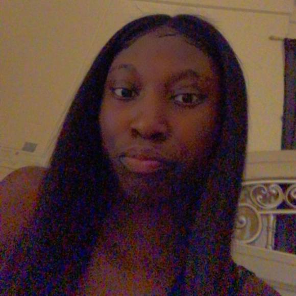 Profile Picture of Keimoria Davis (@keimoriadavis) on Poshmark