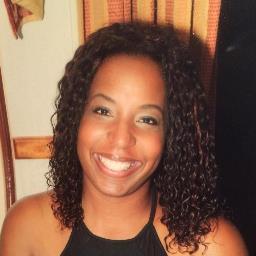 Profile Picture of Jackie Weems (@WhyEvette) on Twitter