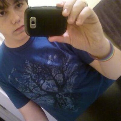 Profile Picture of Zachary Conley (@boysboysboys_93) on Twitter
