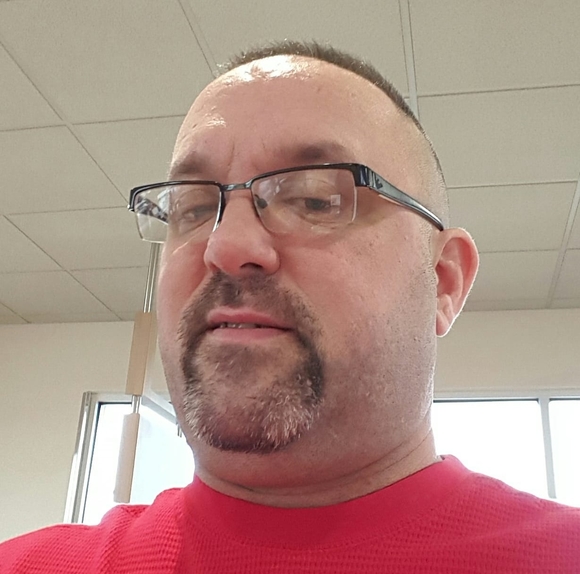Profile Picture of Brad Pittinger (@bradpittinger) on Poshmark