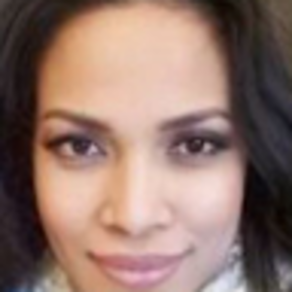 Profile Picture of Ma ave Teves (@maveteves) on Poshmark