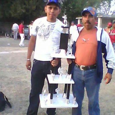 Profile Picture of Adrian Rocha (@adrianrocha102) on Twitter