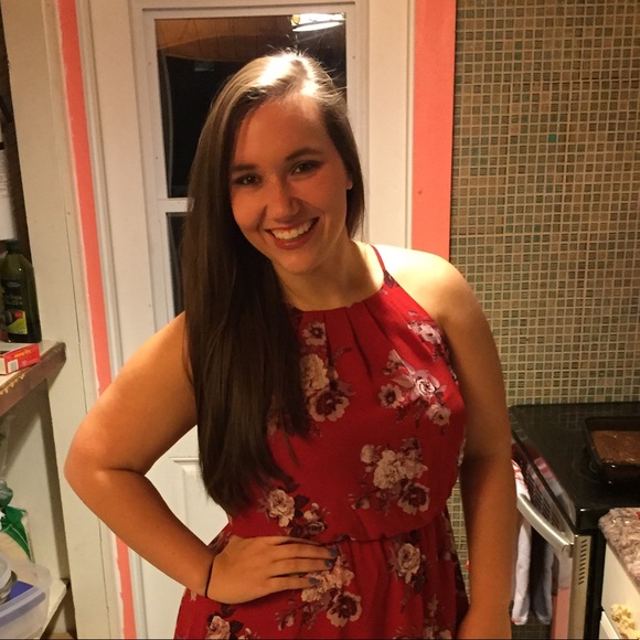 Profile Picture of Stephanie Duncan (@stephduncan22) on Poshmark