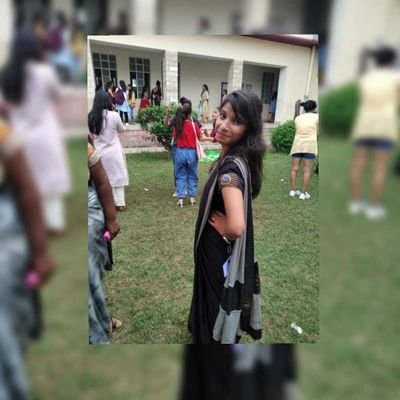Profile Picture of Manvi Agarwal (@ManviAg62777028) on Twitter