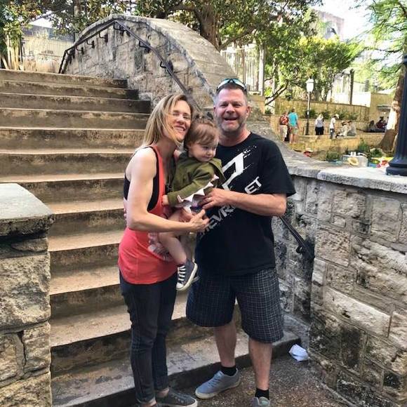 Profile Picture of Lori Jones (@lomajo28) on Poshmark