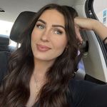 Profile Picture of Michelle Anderson (@mcanderson2) on Instagram
