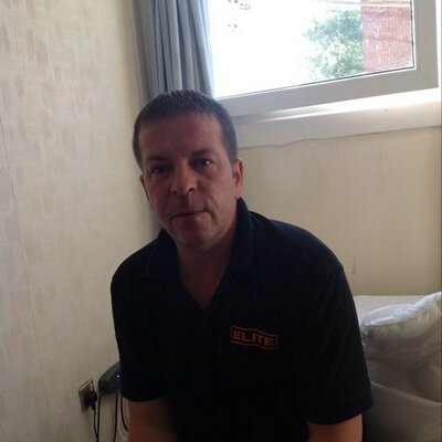 Profile Picture of Darren Keith Henesy (@DarrenHenesy) on Twitter