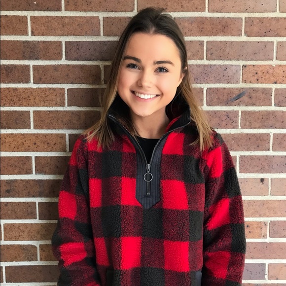 Profile Picture of Caroline Roberts (@caroline_251) on Poshmark