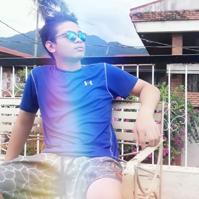 Profile Picture of Cloe Marc Andallo (@cloe_marc) on Twitter