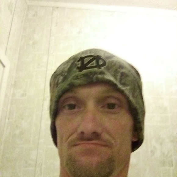 Profile Picture of Terry Pulliam (@terrypulliam) on Poshmark
