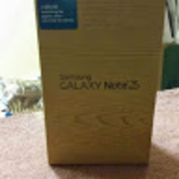 Profile Picture of John Greer (@johngreer243) on Poshmark