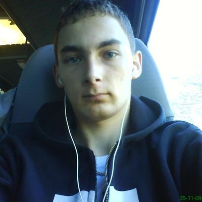 Profile Picture of David Vajda (@VajdaDv) on Twitter