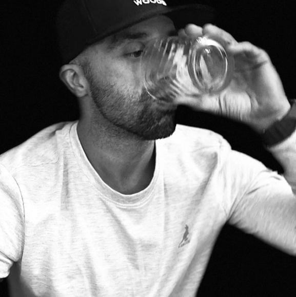 Profile Picture of Jay Knuth (@knuth_jay) on Poshmark