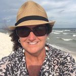 Profile Picture of Lori Burgess (@burgess4544) on Instagram