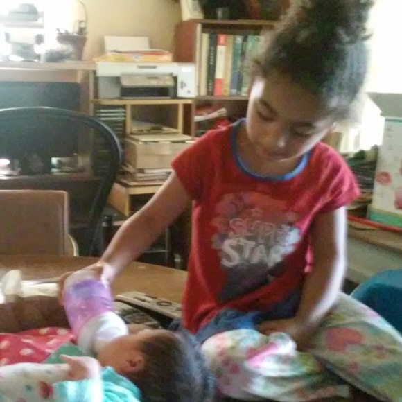 Profile Picture of Cloe Daler (@cloedaler2) on Poshmark