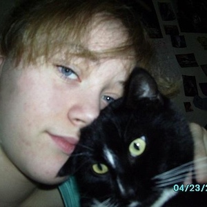 Profile Picture of Laura Lund-tesseneer (@staulkingwolf) on Myspace