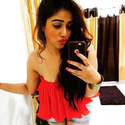 Profile Picture of Naina Chhabra (@nainaangel1990) on Twitter