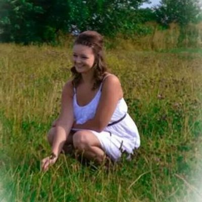 Profile Picture of Allison Slaughter (@Alilovecheer) on Twitter