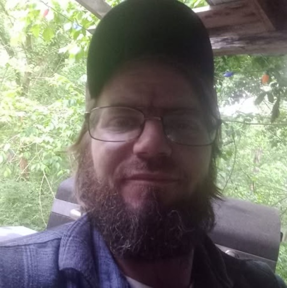 Profile Picture of Joshua Chadwick (@joshuachadwi603) on Poshmark