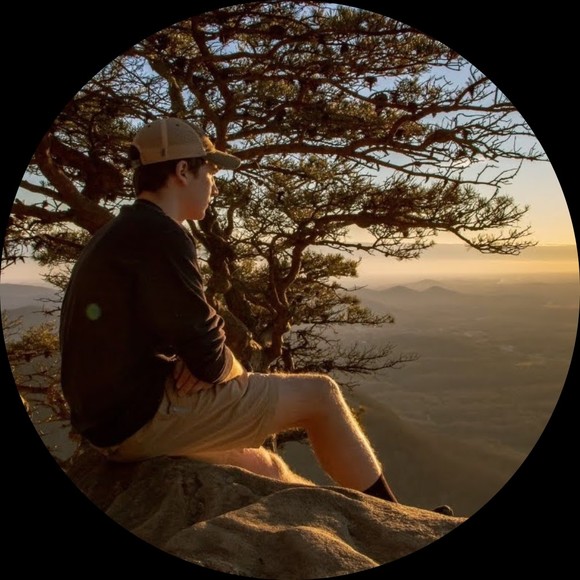 Profile Picture of Jonathan Tarrant (@jtarrant16) on Poshmark