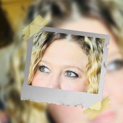 Profile Picture of Renee Dees (@ReneeDees2020) on Twitter