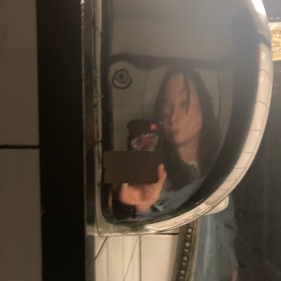 Profile Picture of Clare Mcdermott (@claredmcd) on Poshmark