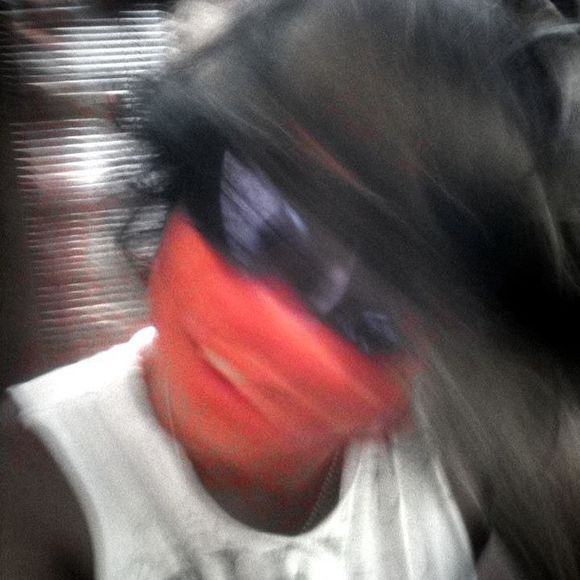 Fareez Aishorey - Poshmark Profile Picture of Fareez Aishorey (@fareezaishorey) on Poshmark