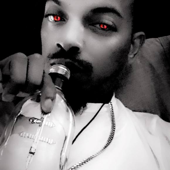 Profile Picture of Chris Browne (@chrisbrowne86) on Poshmark