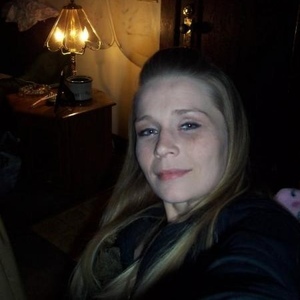 Profile Picture of Tiffini Dunfield (@tiffinimarie27) on Myspace