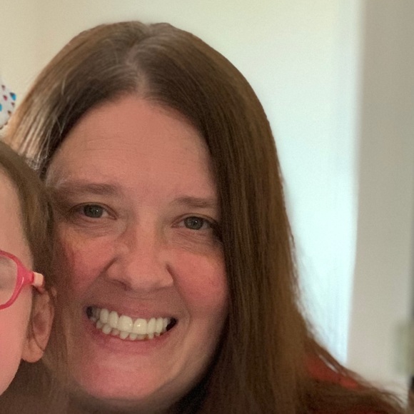 Profile Picture of Jenifer Cox (@thasmsjen2u) on Poshmark