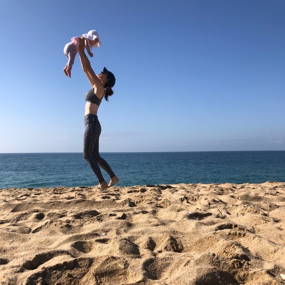 Profile Picture of Amanda Luczki (@aluczki) on Poshmark