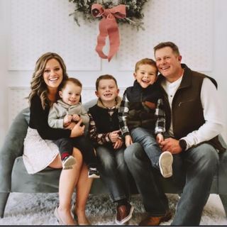 Travis Lindner - Instagram Profile Picture of Travis Lindner (@prodigaltexian) on Instagram