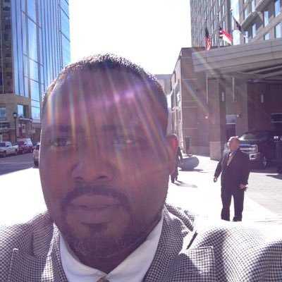 Profile Picture of Jon Cornelius (@sfgbroker) on Twitter