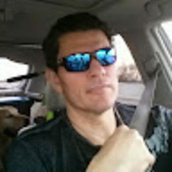 Profile Picture of Carlos Suarez (@c1suarez1) on Poshmark