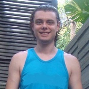 Profile Picture of Aaron Jenson (@astroverse1) on Twitter