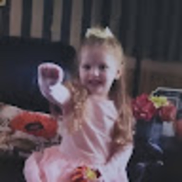 Profile Picture of Theresa Mcdonald (@nana2jnl) on Poshmark