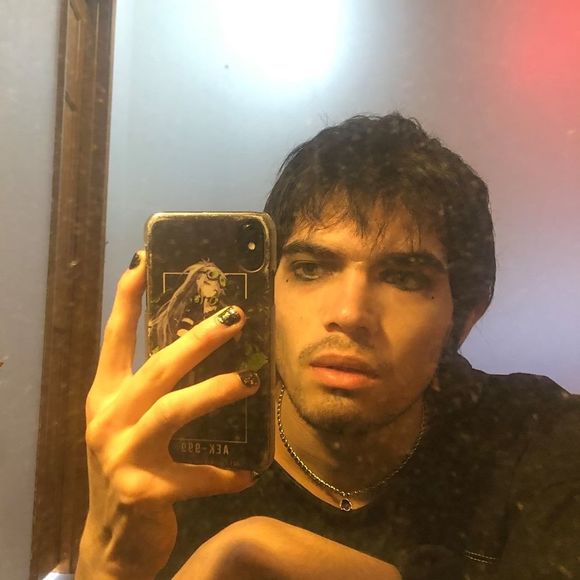 Profile Picture of Julian Cole (@mikehancho663) on Poshmark