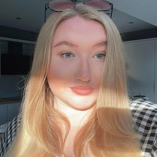 Profile Picture of Catherine Baxter (@catherine_baxter) on Instagram