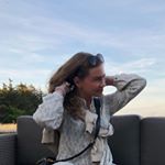CAROLINE HÜBERTZ KNUDSEN - Instagram