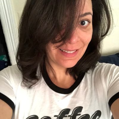 Profile Picture of Veronica F. Cook (@ShesCrazyThatsV) on Twitter