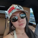 Profile Picture of Laura Philips (@Laura-Philips) on Facebook