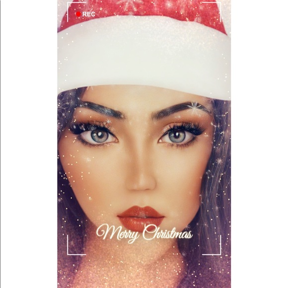 Profile Picture of Junaina Abdulkareem (@junainaa) on Poshmark