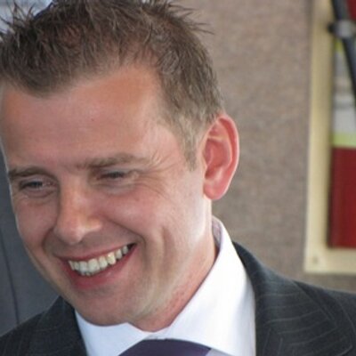 Profile Picture of Chris Harding-Hook (@1staidtrain) on Twitter